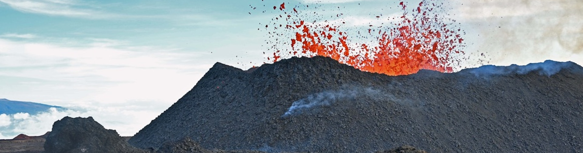 Mauna Loa, Hawai‘i, eruption in December 2022 (Photo from USGS)