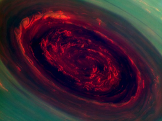 Saturn_north_polar_vortex_false_color